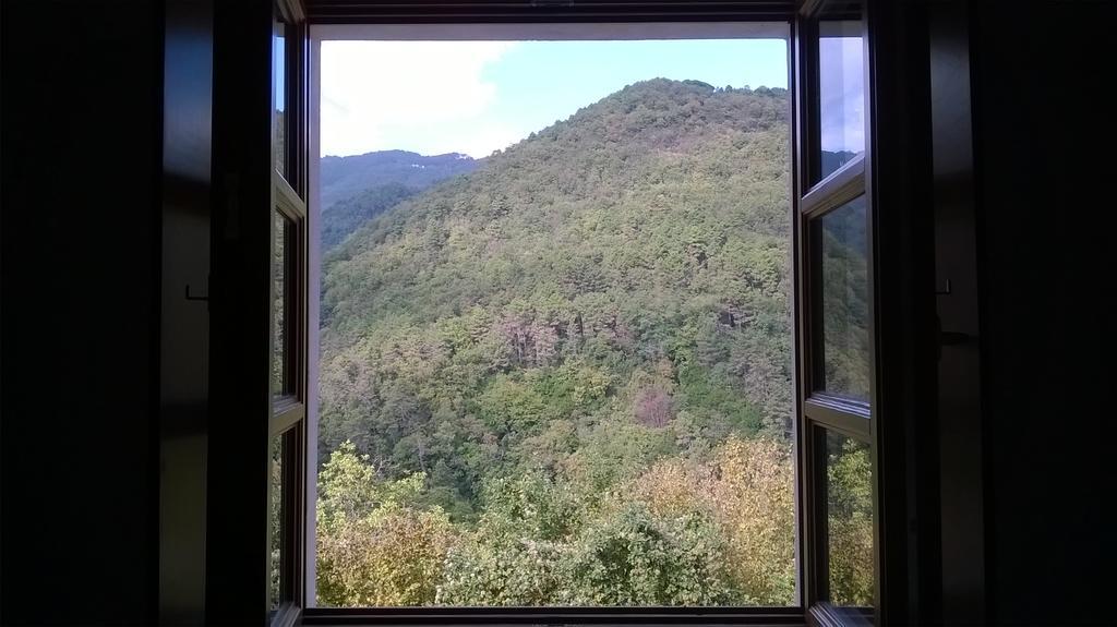 Вилла Il Borgo Di Pegui Bolano Экстерьер фото